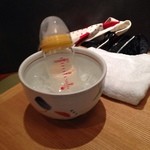 蕎麦かっぽう あずみ野 - 授乳しようとしたら、
      冷やすための、氷が入った
      どんぶりを出してくれました。
      ちょっと感動。