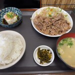 天山食堂 - 焼肉定食 780円