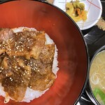 前沢サービスエリア（下り線）レストラン - 前沢牛ビビンバ風丼セット