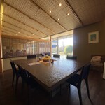 自然薯食処 と川 - 当店唯一の半個室のお部屋