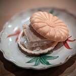 茜坂大沼 - めっちゃ、桃とアールグレイを感じるアイス最中。大好きなスイーツ♡