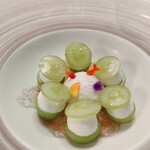 プレスキル - シャインマスカットとヨーグルトのクリーム トンカ豆のアイスクリーム