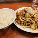 肉野菜炒め ベジ郎 - 