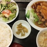 龍巳飯店 - 豚バラ肉の角煮セット1000円（税込）