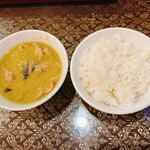 ASIAN TAWAN - グリーンカレー+ライス_¥100+¥100