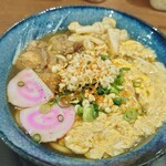 立ち喰いうどんの はじめ - 料理写真:すじかきたまうどん  520円