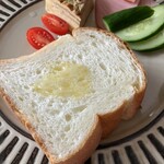 UTSUBO BAKERY PANENA - 食パン&バター