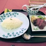 ALWAYSカマヤ - カマヤさんの一番人気。特製ハヤシライス御膳＋国産牛肉のステーキ添え（単品2000円）