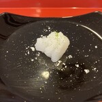 割烹 新多久 - あかいかのお造は塩で