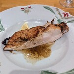 La Stalla - 皮の脂がとても上品です。つくば鶏の上位互換でつくば茜鶏てのもあるみたいだけど食べてみたいですね。