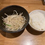 花木流味噌 - もやし炒め(20円)＆ごはん(無料)