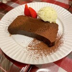 チャコールバル ジュ - チョコテリーヌ　ピスタチオアイス添え