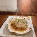 チャコールバル ジュ - ホタテ貝　バター醤油焼き
