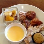 クラブハリエ 八日市玻璃絵館 - 焼き菓子、プリン