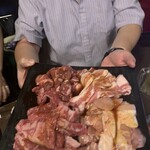 飛騨牛焼肉 にくなべ屋 朧月 - 