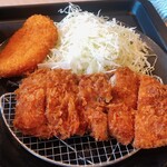 Matsunoya - チキンかつ定食 ¥550(クーポン)、                             コロッケ(サービス券)