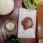 焼肉ホルモン 山水縁 - 