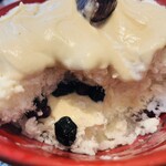 こひる庵 - 中には黒豆とかのこ入り