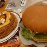 コメダ珈琲店 - 満月!