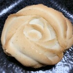 梅月堂 - 太鼓と言うより薔薇の花みたい…