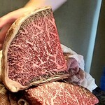 218392941 - 内もも熟成肉