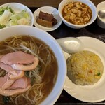 台湾料理 桃園 - 日替わりランチ