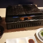 おにくテリア - 卓上コンロに溶岩プレート