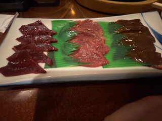 Yuki no Chaya - Three Types of Sakura Sashimi