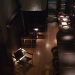 Luxe bar lounge - 高い天井