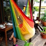 ナチュラル　カフェイーナ - 食事が来る迄、小2と4才が入ってました。お気に入りの様子