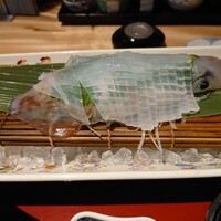 対馬のどぐろとイカ活き造り 博多 魚蔵 都ホテル店 - 