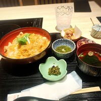 水たき料亭 博多華味鳥 ヒルトンプラザウエスト店 - 