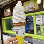 鳥取砂丘にいちばん近いドライブイン砂丘会館 カフェコーナー - 