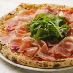 Prosciutto e arugula [Italian Prosciutto pizza]