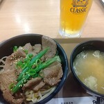 松尾ジンギスカン - 特上ラムジンギスカン丼