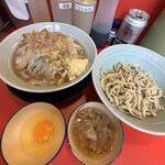 ラーメン鬼首 北仙台店 - つけ麺(小)生卵、肉入りあぶら