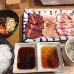 Yakiniku Reimen Dankou - 