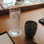 寿司 濱芝 - お冷、お茶