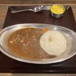 カレー食堂 たんどーる - カレーとキャベツ