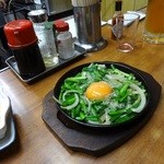 ましば酒店　直売所 - ニラ卵　　380円。　これは、うまい！