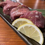 Sumibiyakiniku Gura - 