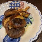 食楽庵 鼎 - 地元椎茸のバター焼き