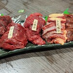 茨城地のもの わらやき料理 たたきの一九 - 馬刺し5種盛り