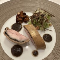 ラ・トゥーエル - ブレス鶏ショーフロワソース