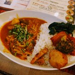 Wano Wa Kafe - 令和5年9月
                      カレーライスセット 税込880円
                      今日のおまかせカレー(なすび、長いも、えのき、しめじ、オクラ、エリンギ)、野菜おかず、スープ、サラダ