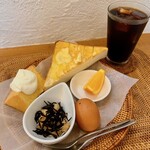 のむさんのシフォンケーキ - アイスコーヒー
モーニング