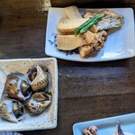 大甚 - 筍とがんもどきの炊合せ、バイ貝煮付