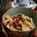 東寿司 - お通し。