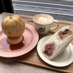 ダカフェ - ぷ桃＆フルーツサンド(無花果)