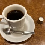 コーヒーハウス 白山 - モーニングサンドイッチセット（ミックス）
            ドリンク付き
            700円